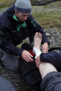 how to tape an ankle before trail running