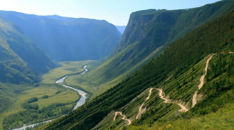 tackling steep trails in trail running